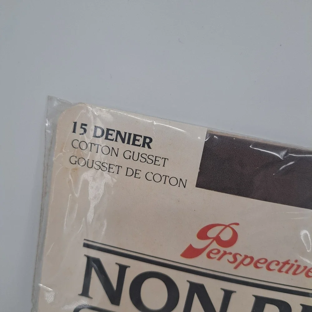 VTG Perspective Non Run Sheer Pantyhose Taupe Size A Denier 2 Pairs NOS 115HR